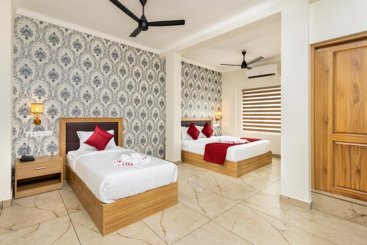 Esaa Airport Hotel Kochi Ngoại thất bức ảnh