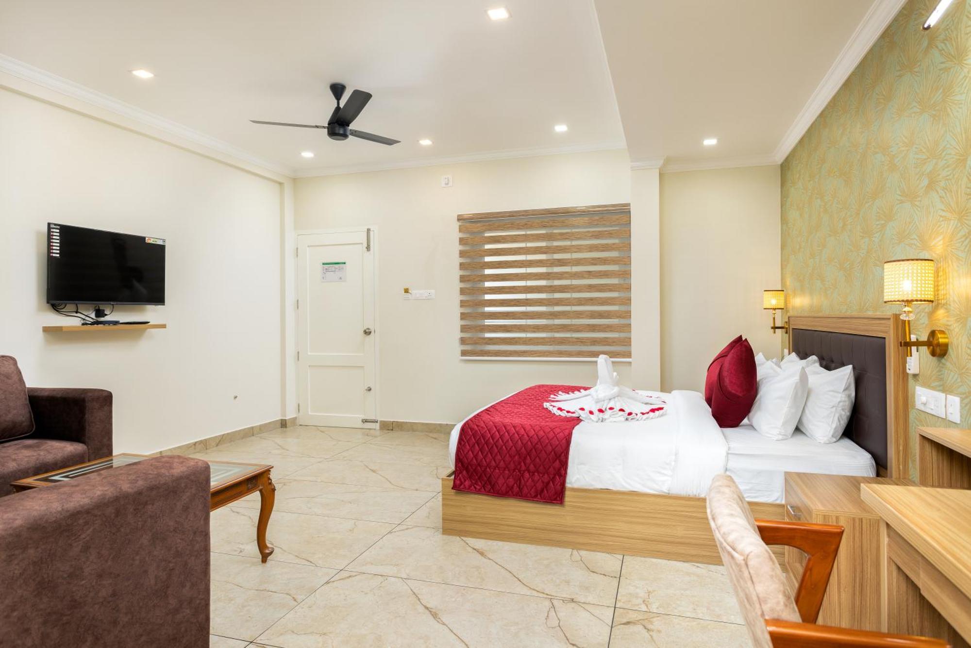 Esaa Airport Hotel Kochi Ngoại thất bức ảnh