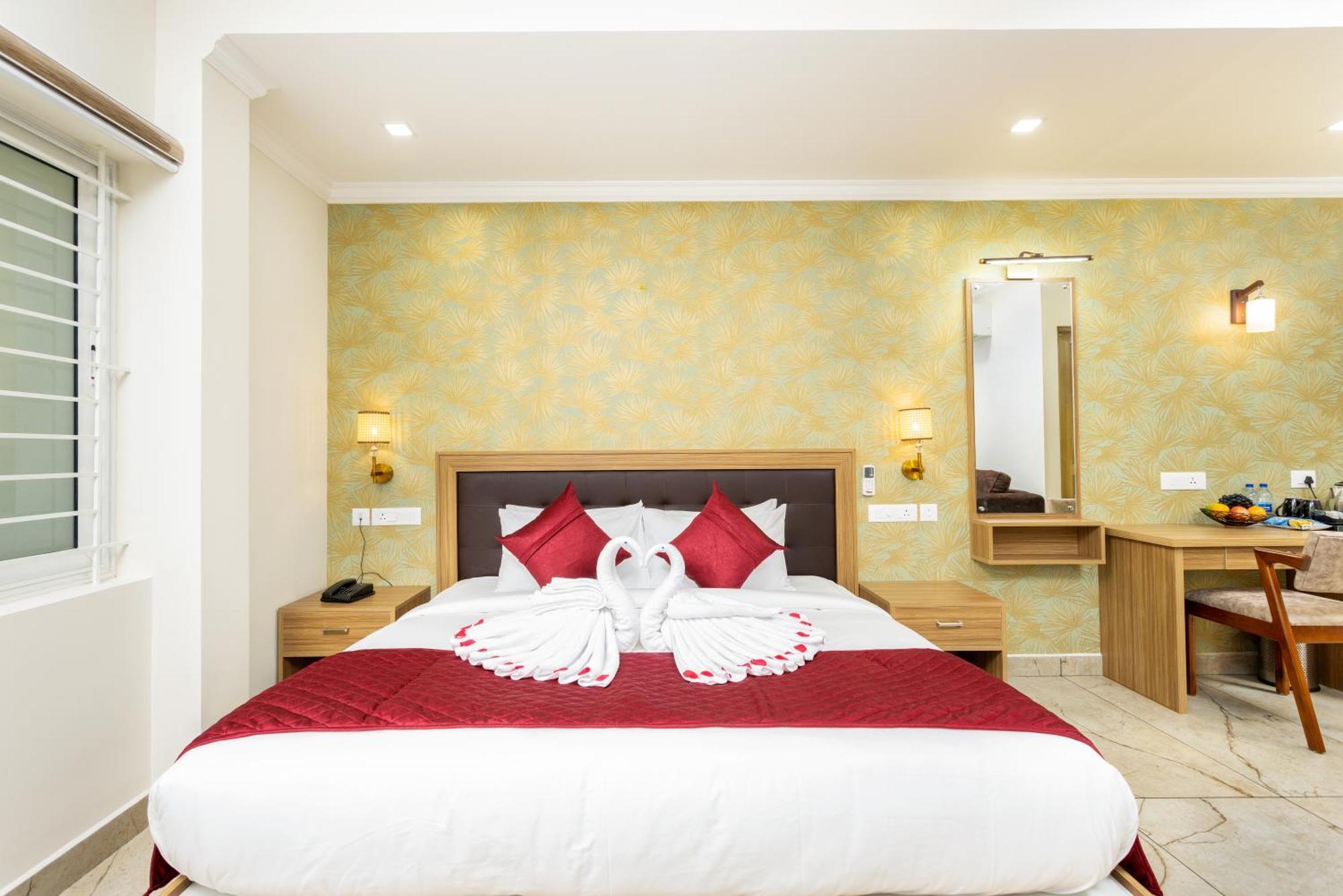 Esaa Airport Hotel Kochi Ngoại thất bức ảnh